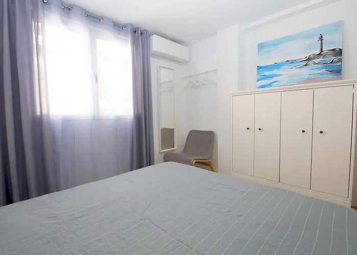 Centre Beachfront Rossi Apartment *