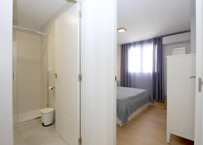 Centre Beachfront Rossi Appartement *