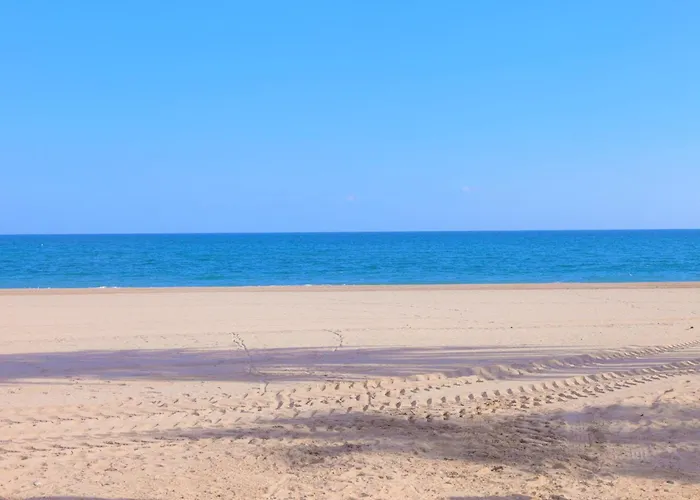 Centre Beachfront Rossi Appartement