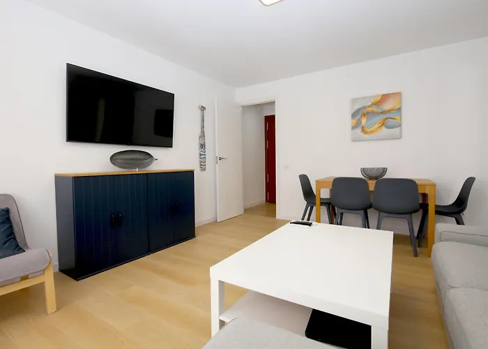 Centre Beachfront Rossi Апартаменты *