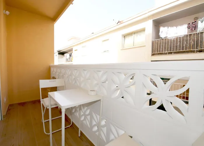 Centre Beachfront Rossi